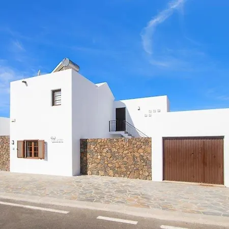 Puerto Del Carmen Sleeps 6 Pool Wifi Puerto del Carmen (Lanzarote)