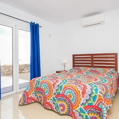 Puerto Del Carmen Sleeps 6 Pool Wifi プエルト・デル・カルメン